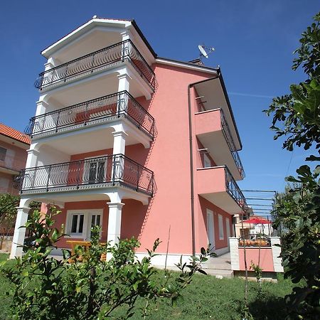 Apartments Villa Dalmazia تروغير الغرفة الصورة