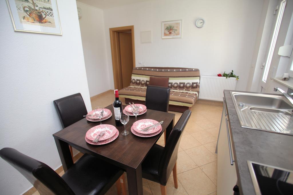 Apartments Villa Dalmazia تروغير الغرفة الصورة