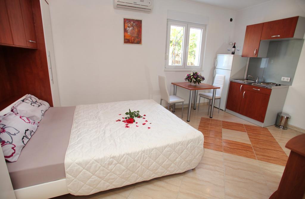 Apartments Villa Dalmazia تروغير الغرفة الصورة